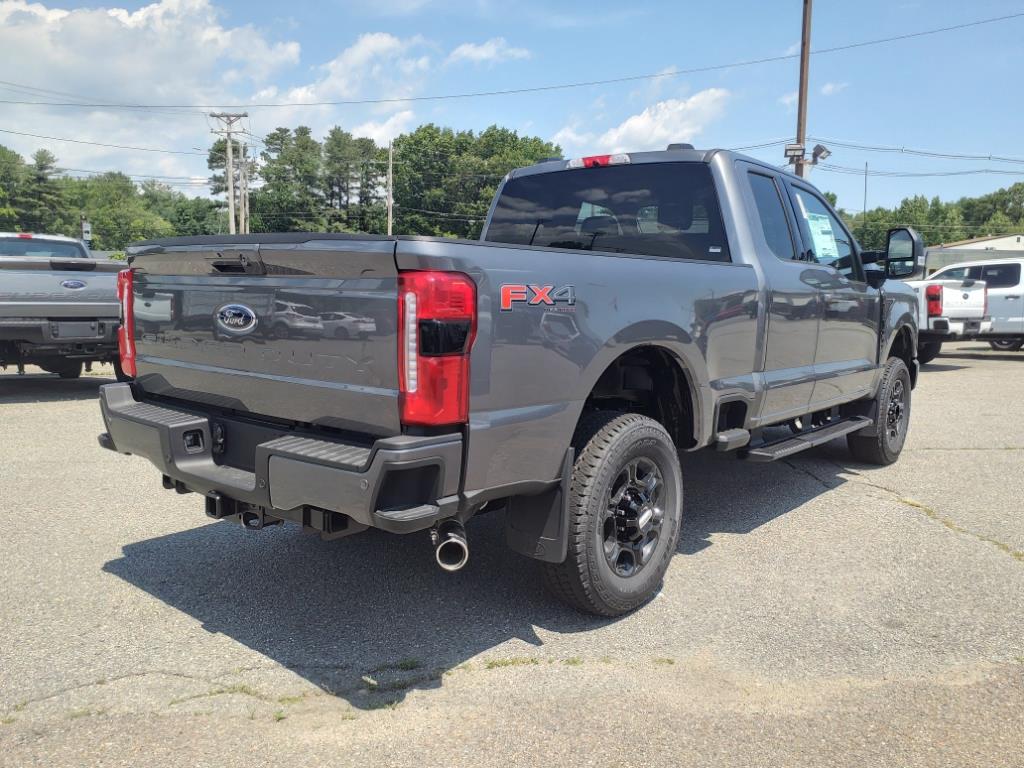 new 2024 Ford F-350 Super Duty car