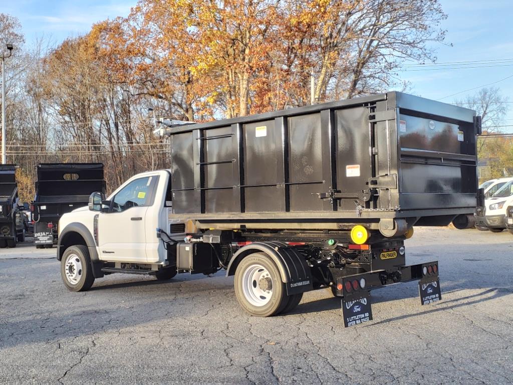 new 2023 Ford F-550 Super Duty car