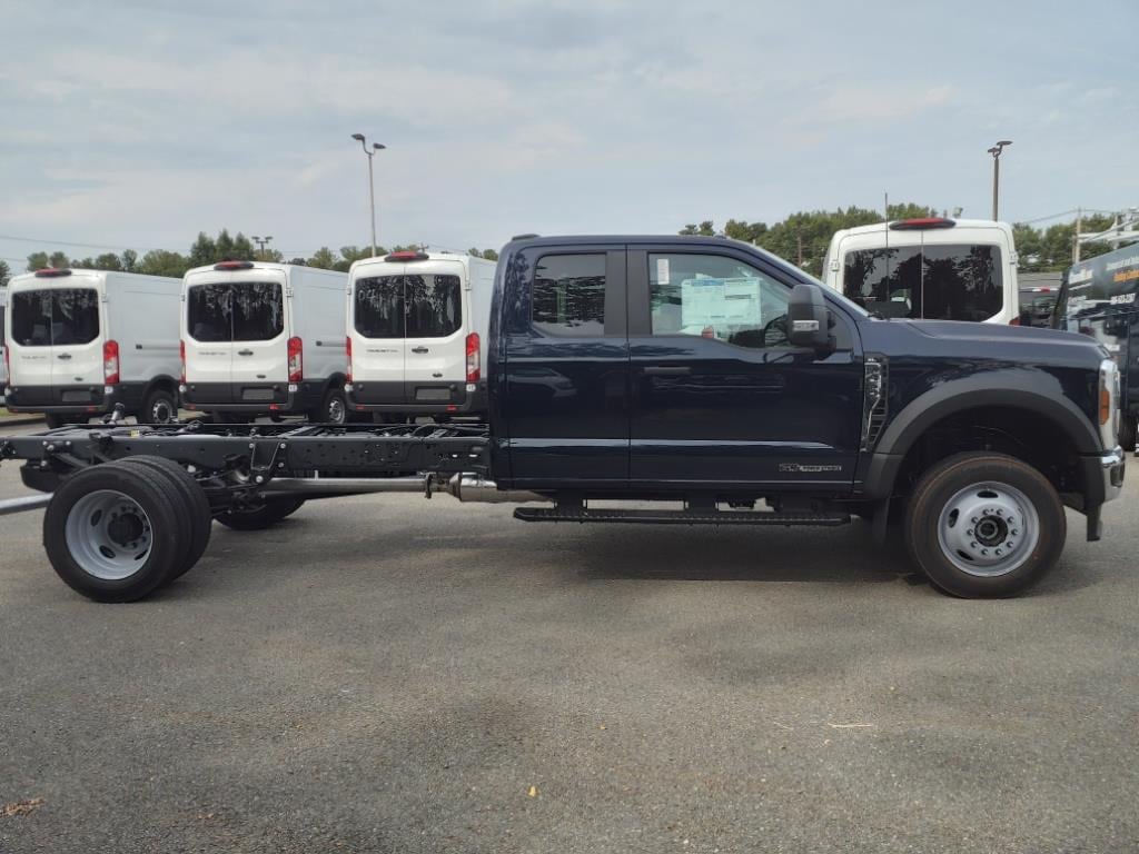 new 2024 Ford F-450 Super Duty car