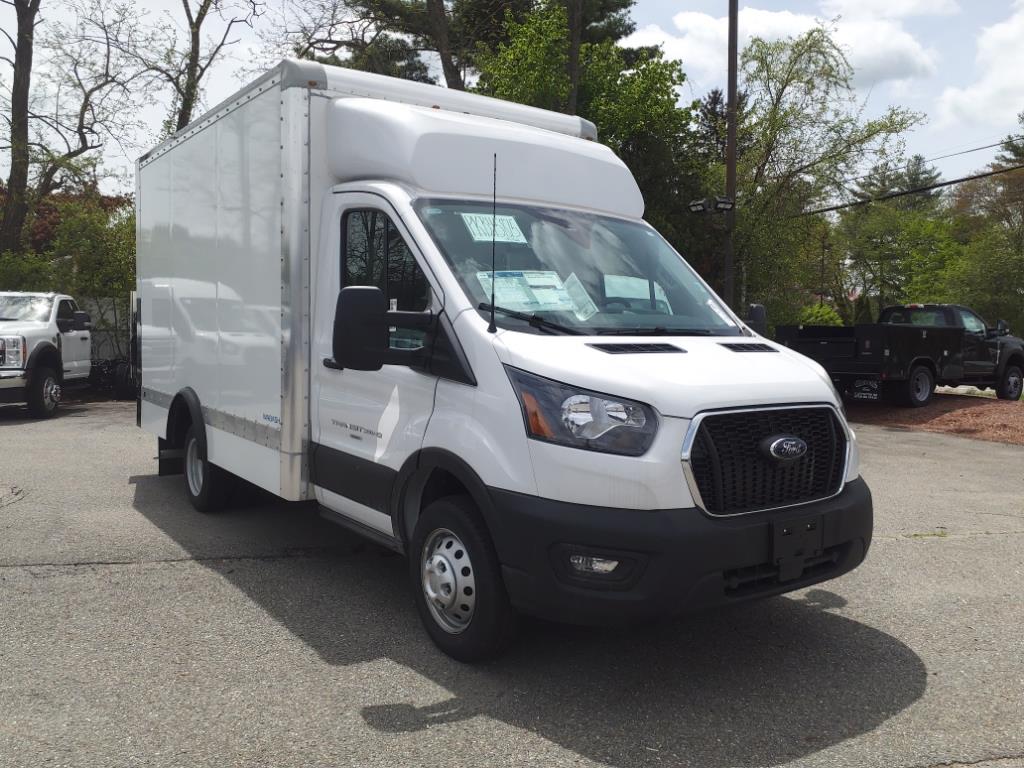 new 2023 Ford Transit T-350 H car