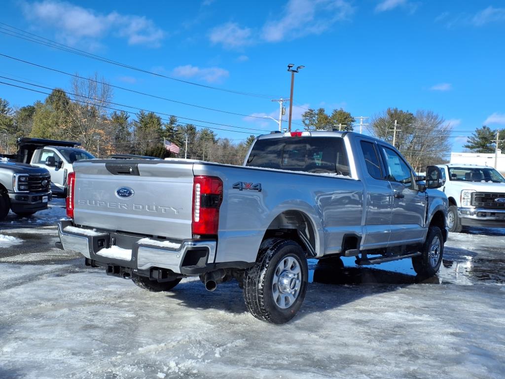 new 2024 Ford F-350 Super Duty car