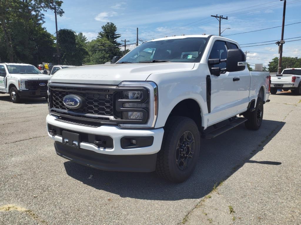 new 2024 Ford F-350 Super Duty car