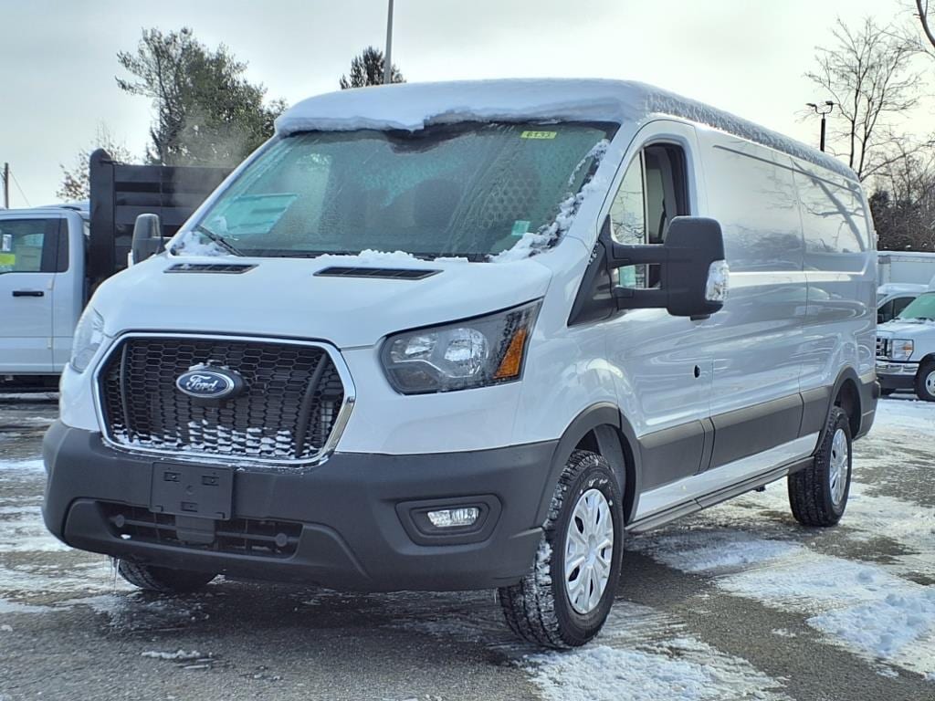 new 2024 Ford Transit T-250 car