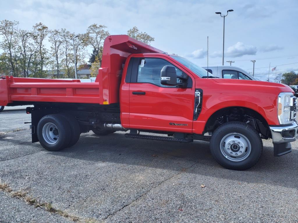 new 2023 Ford F-350 Super Duty car