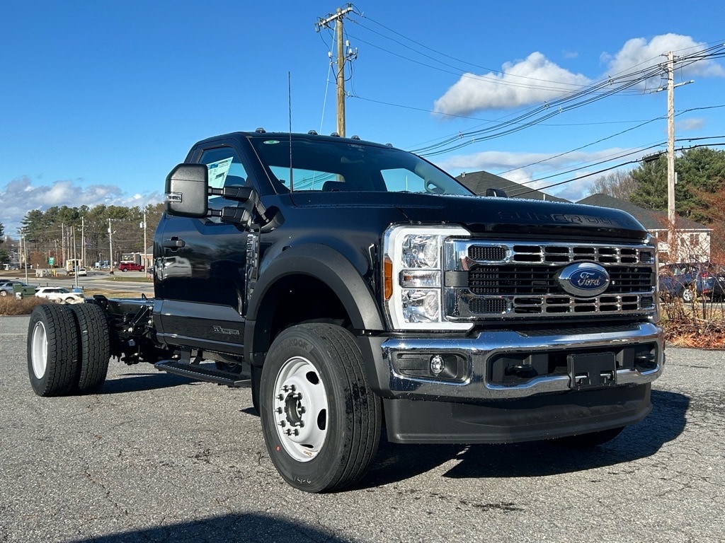 new 2024 Ford F600 Super Duty car