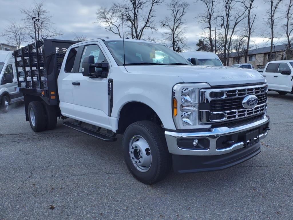 new 2024 Ford F-350 Super Duty car