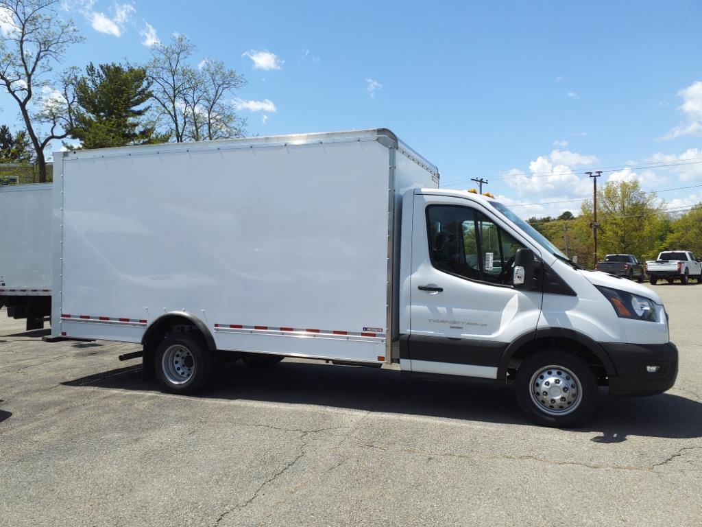 new 2023 Ford Transit T-350 H car