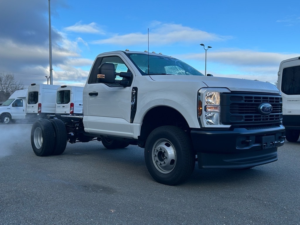 new 2024 Ford F-350 Super Duty car