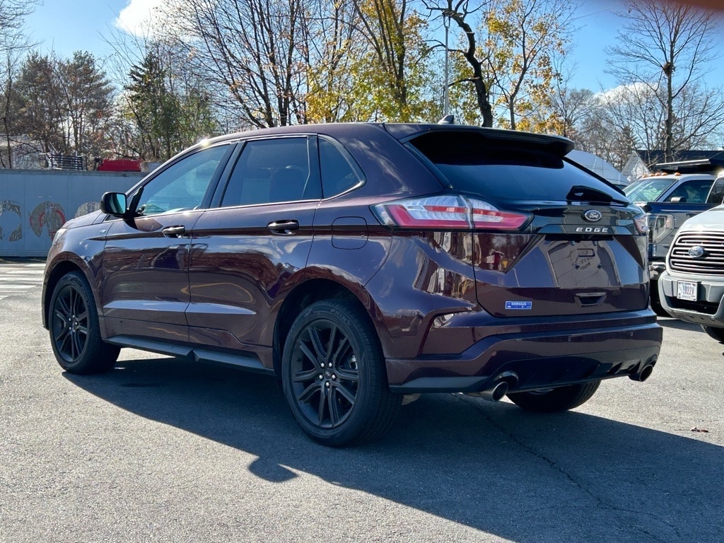 used 2021 Ford Edge car, priced at $26,397