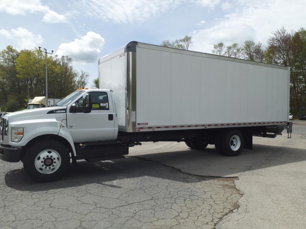 new 2025 Ford F650 Super Duty car