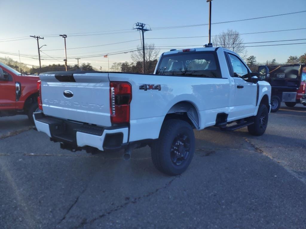 new 2024 Ford F-350 Super Duty car