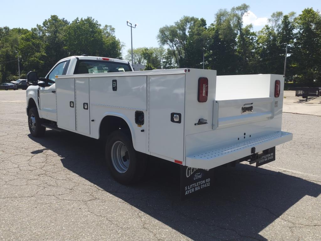 new 2024 Ford F-350 Super Duty car