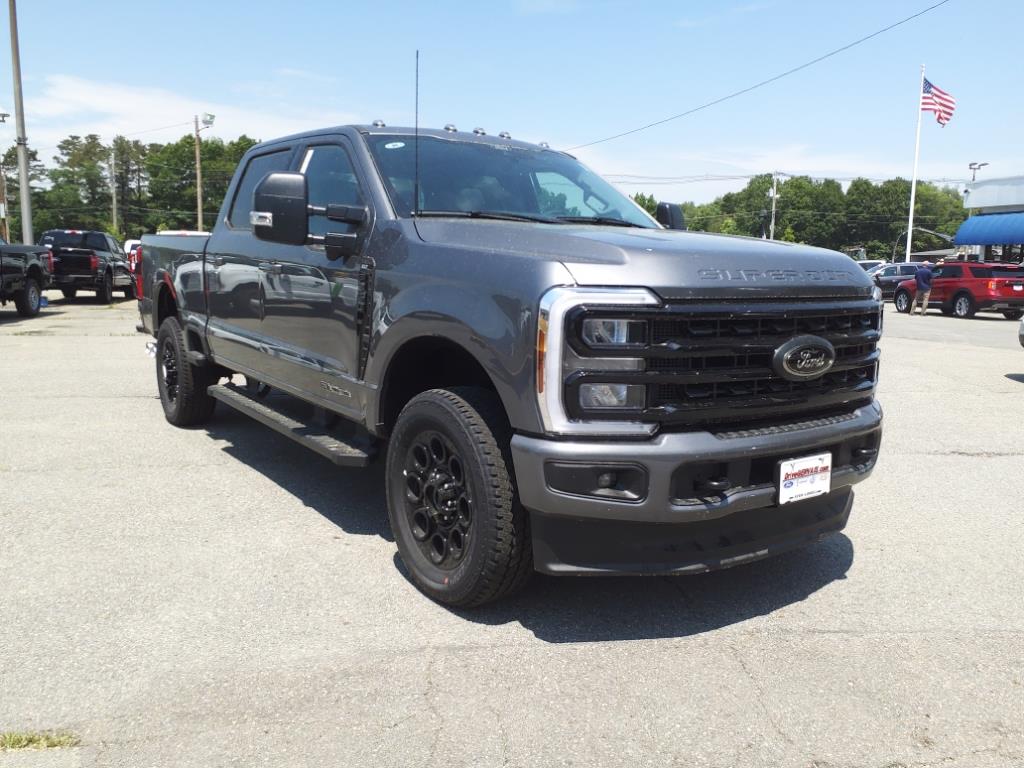 new 2024 Ford F-350 Super Duty car