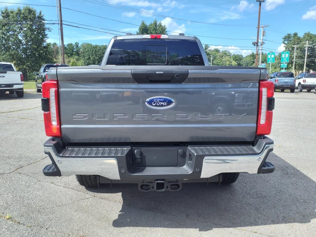 new 2024 Ford F-350 Super Duty car