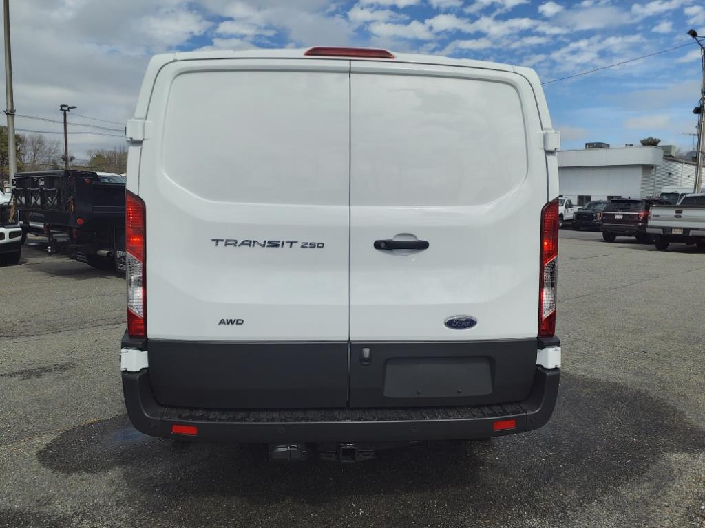 new 2024 Ford Transit T-250 car