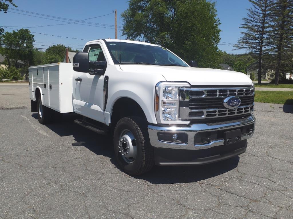 new 2024 Ford F-350 Super Duty car