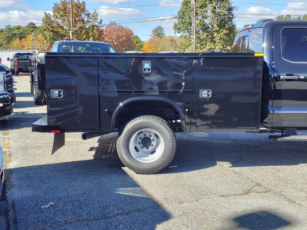 new 2024 Ford F-350 Super Duty car