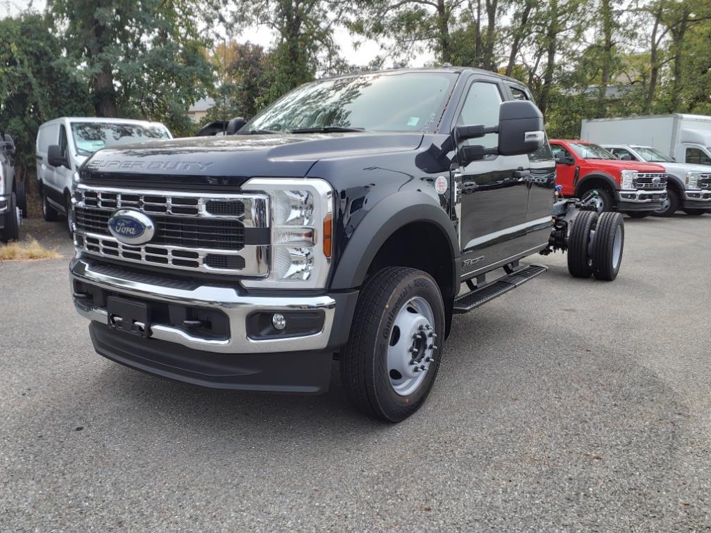 new 2024 Ford F-450 Super Duty car