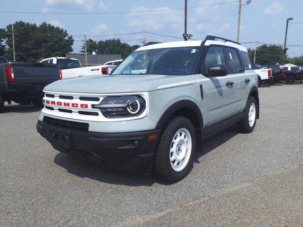 new 2024 Ford Bronco Sport car