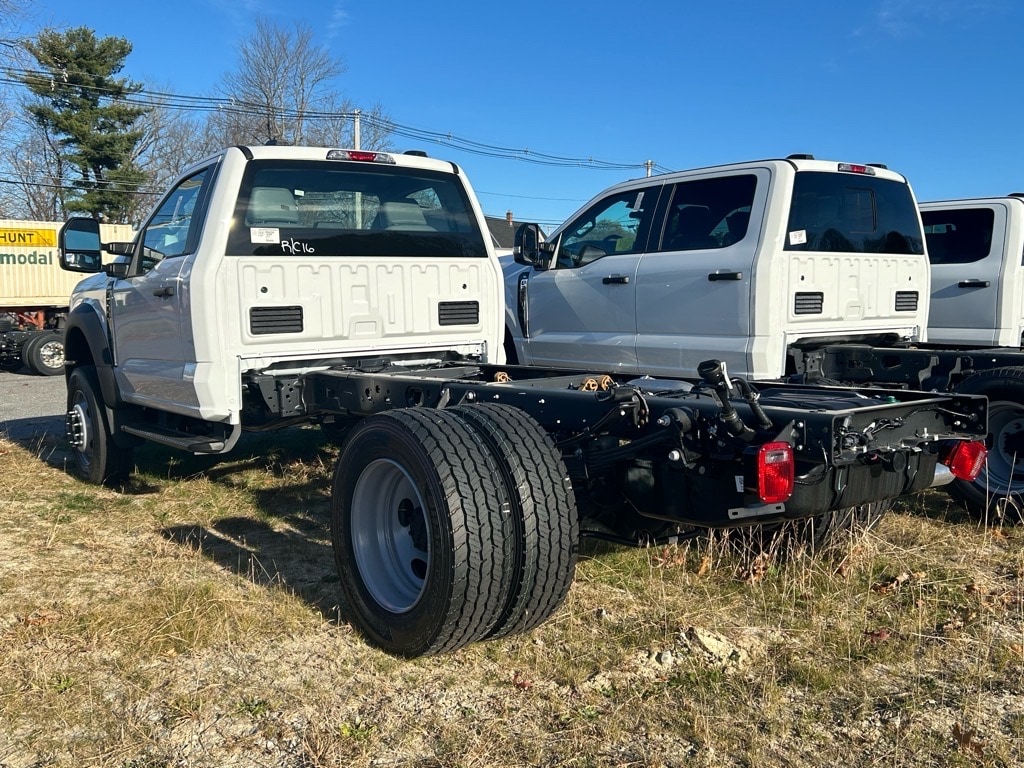 new 2024 Ford F600 Super Duty car