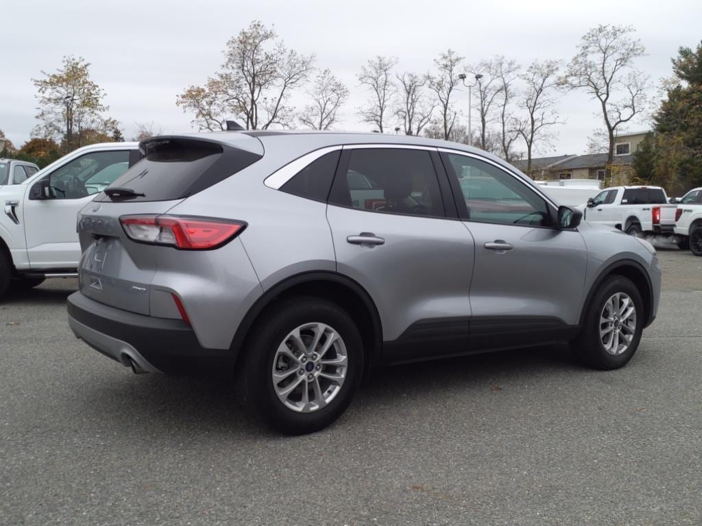 used 2022 Ford Escape car, priced at $24,647