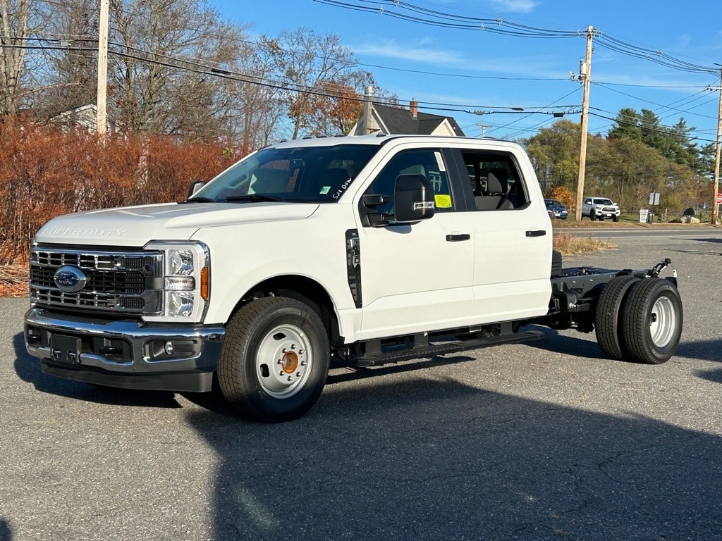 new 2024 Ford F-350 Super Duty car