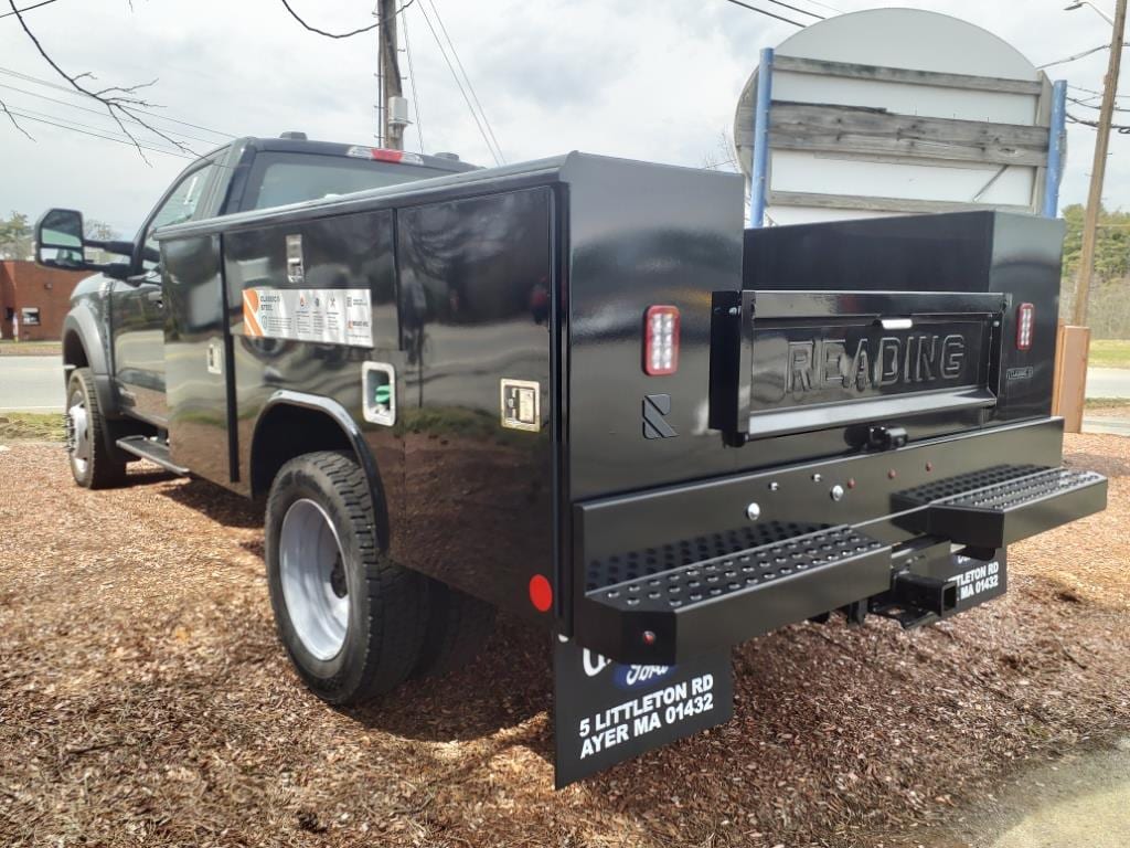 new 2024 Ford F-550 Super Duty car