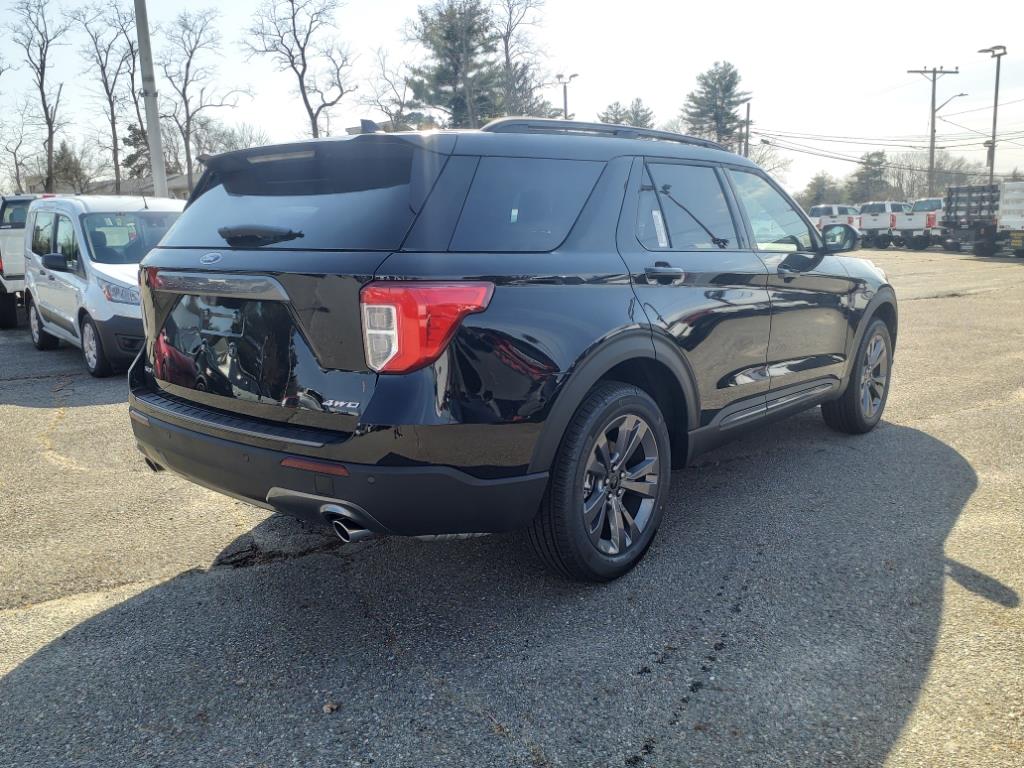 new 2024 Ford Explorer car