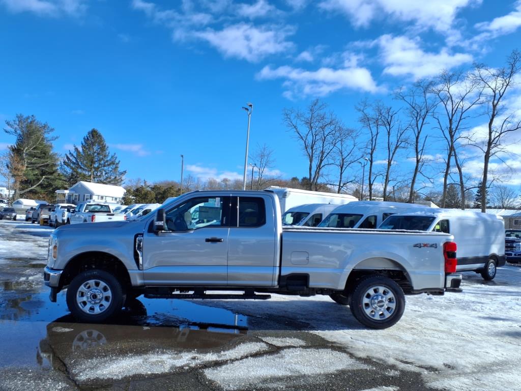 new 2024 Ford F-350 Super Duty car