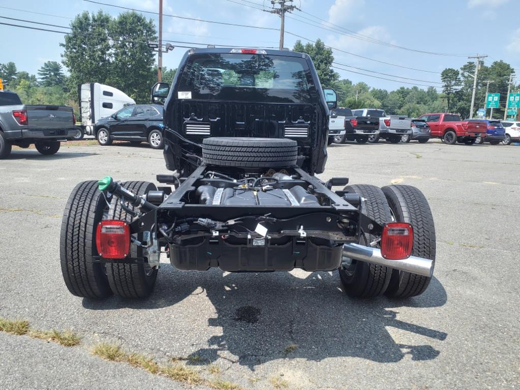 new 2024 Ford F-450 Super Duty car