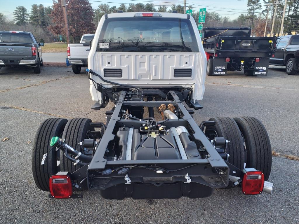 new 2023 Ford F-450 Super Duty car