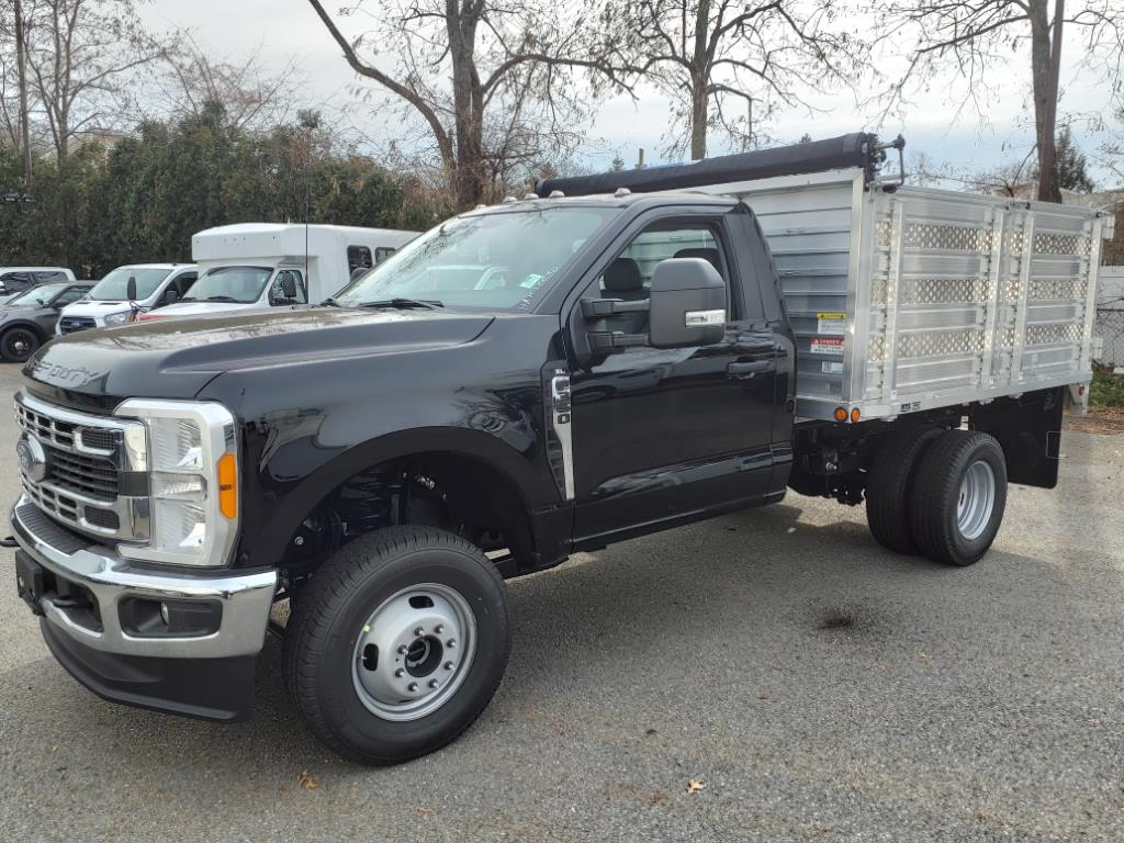 new 2023 Ford F-350 Super Duty car