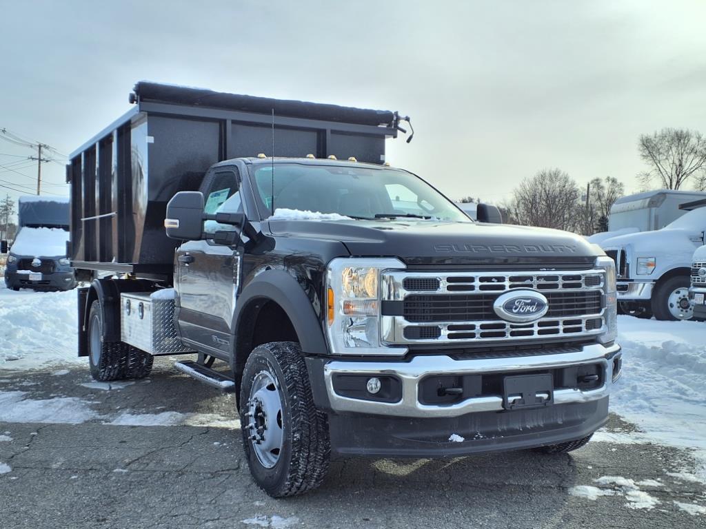 new 2024 Ford F600 Super Duty car