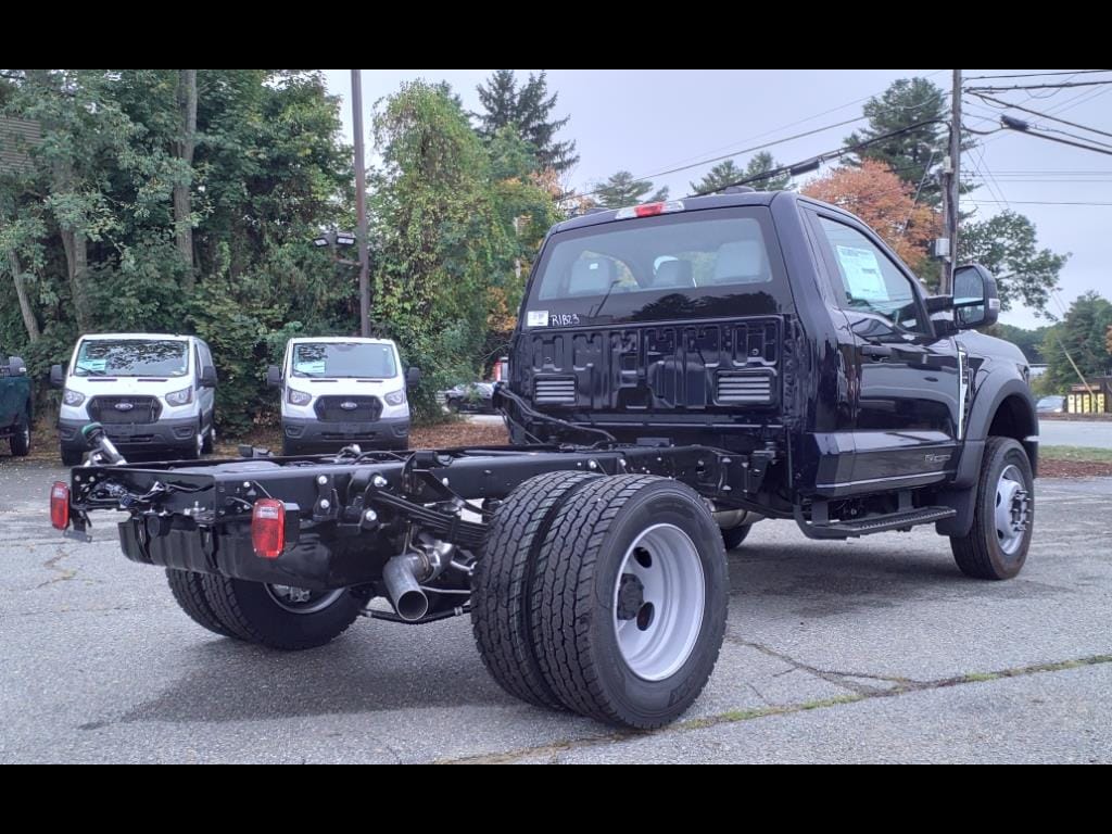 new 2024 Ford F600 Super Duty car