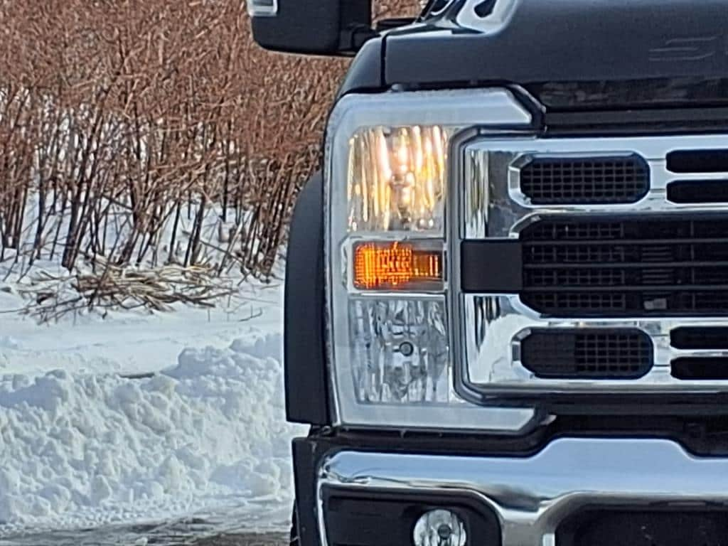 new 2024 Ford F600 Super Duty car