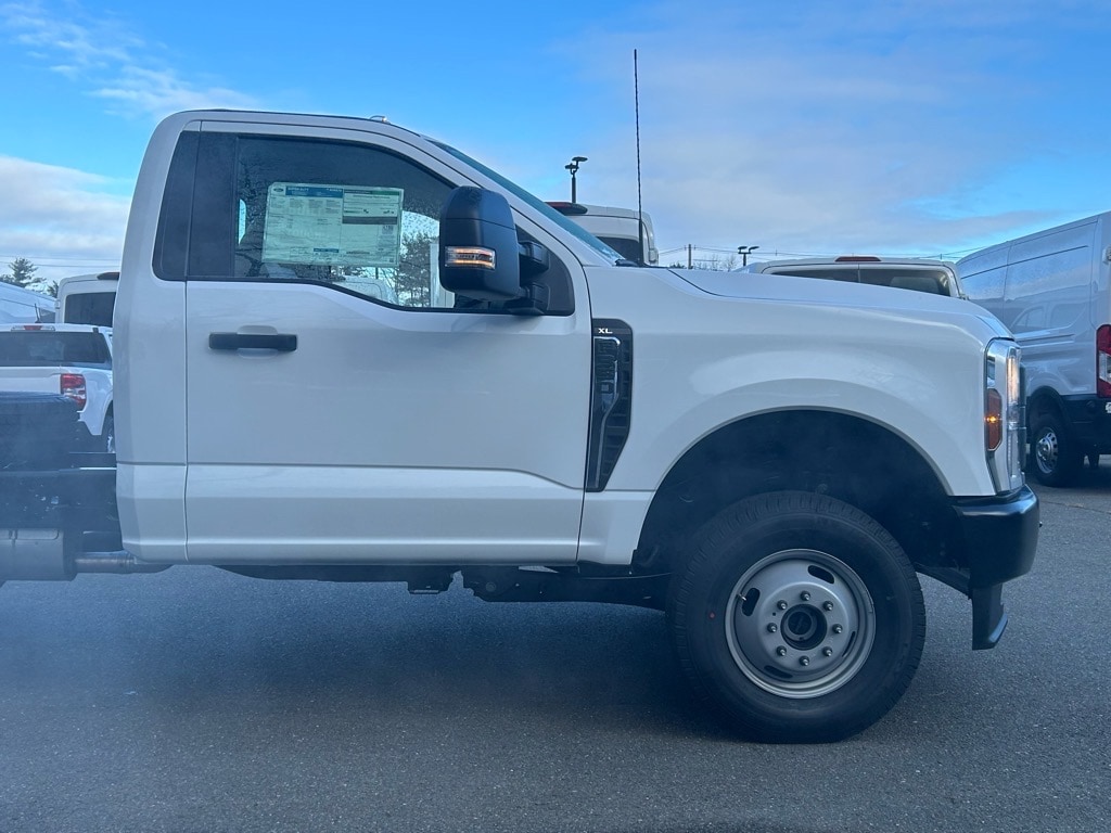 new 2024 Ford F-350 Super Duty car