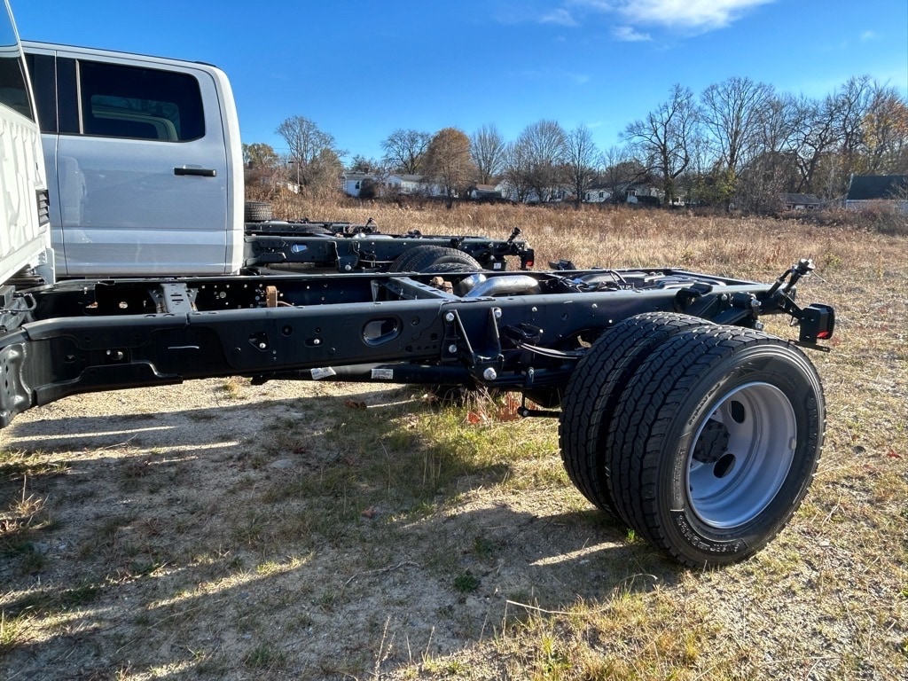 new 2024 Ford F600 Super Duty car