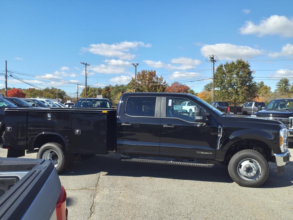 new 2024 Ford F-350 Super Duty car