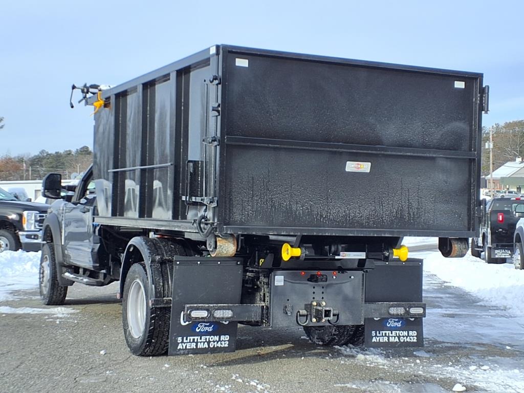 new 2024 Ford F600 Super Duty car