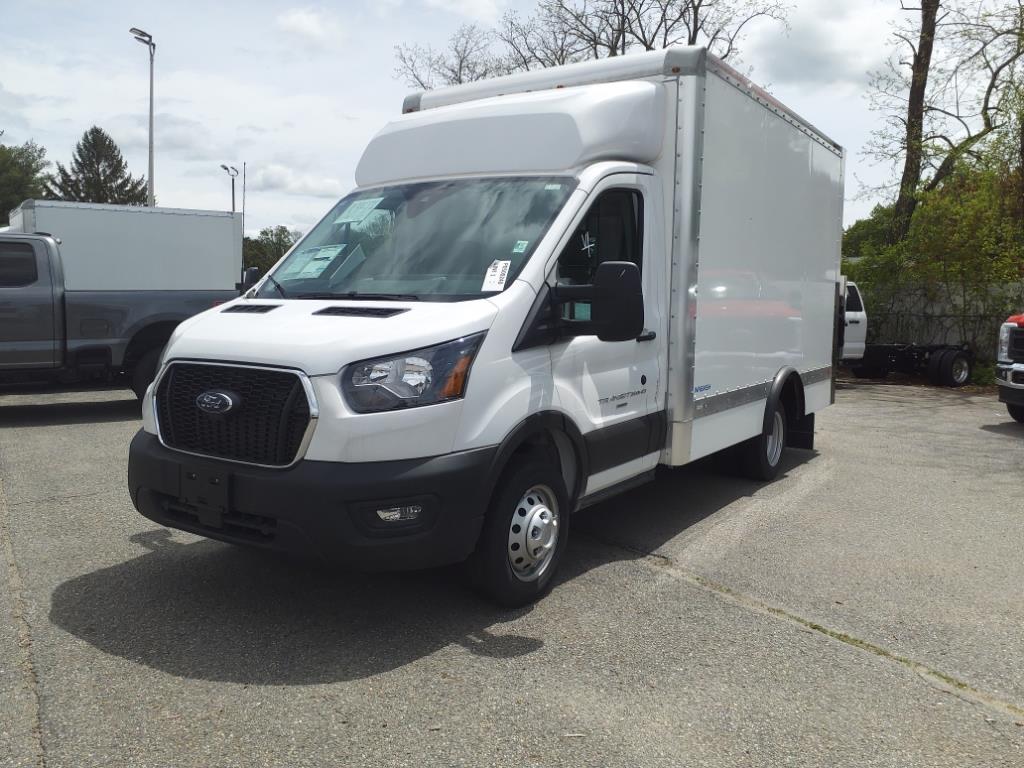 new 2023 Ford Transit T-350 H car