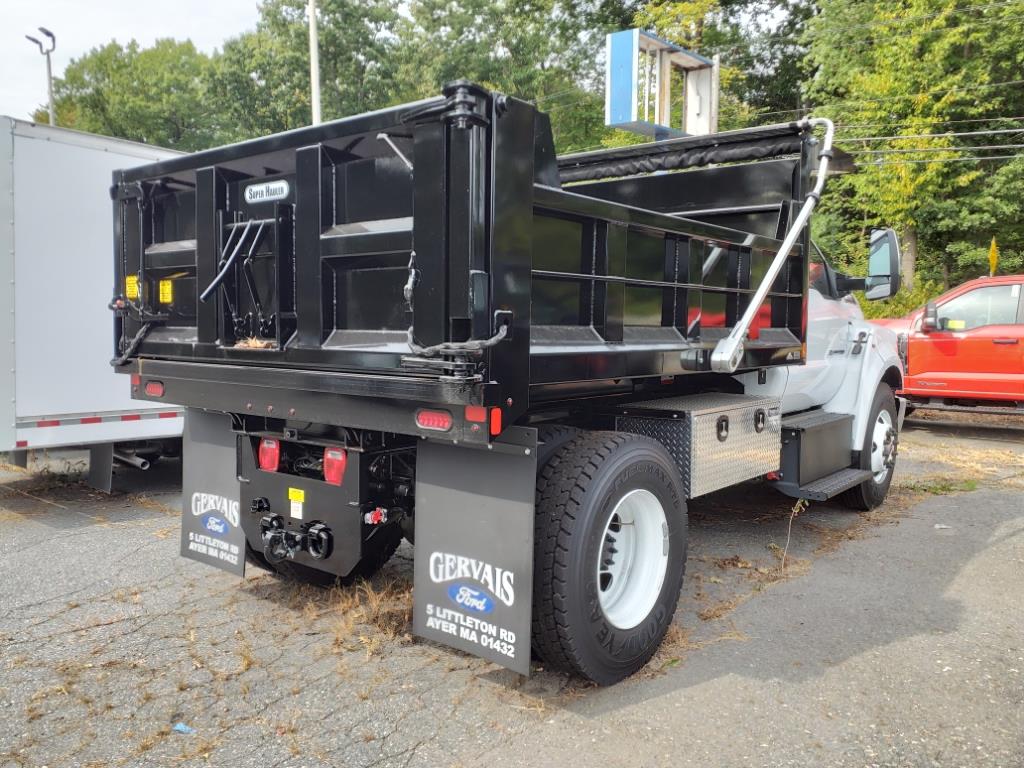 new 2025 Ford F650 Super Duty car