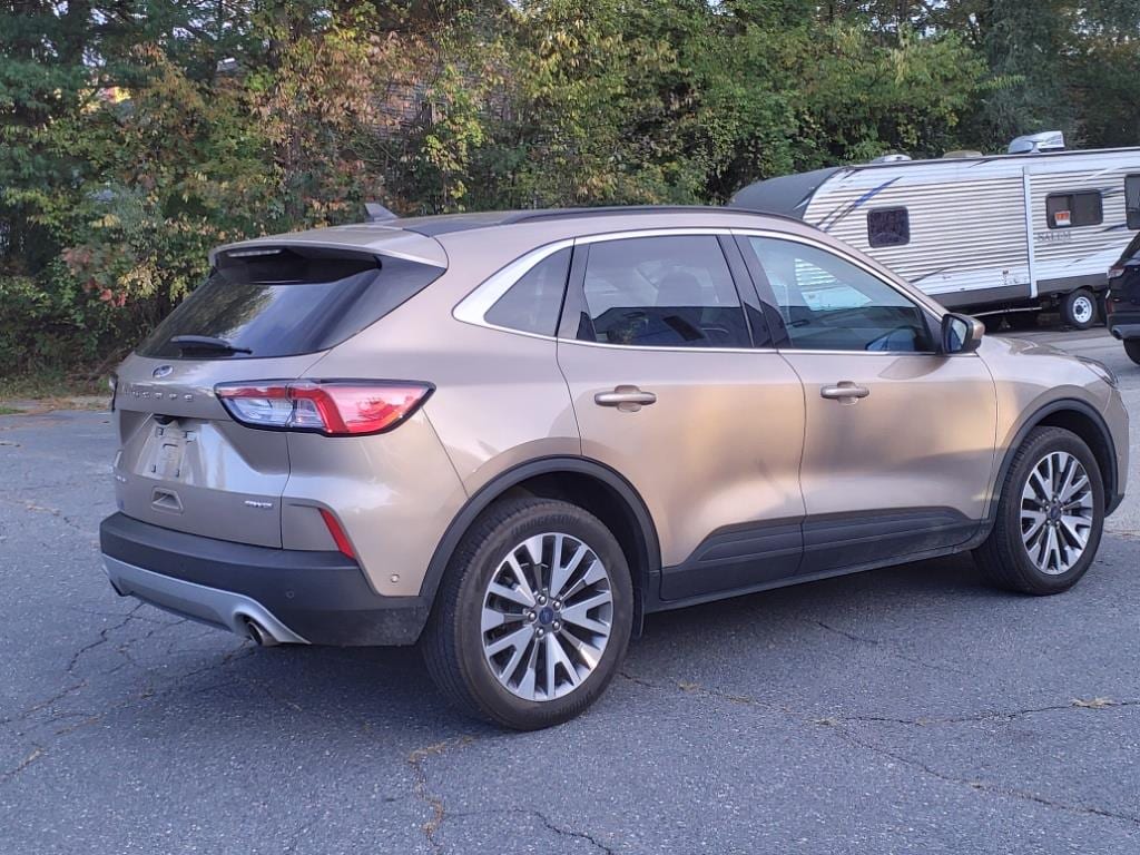 used 2021 Ford Escape car, priced at $25,397