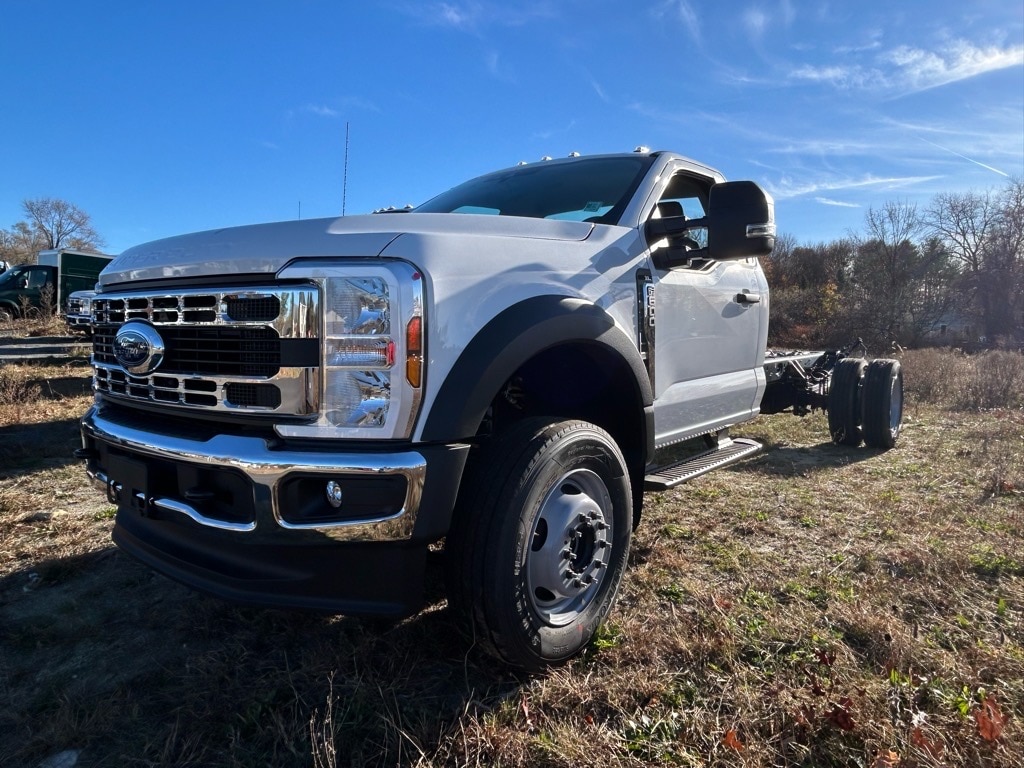 new 2024 Ford F600 Super Duty car