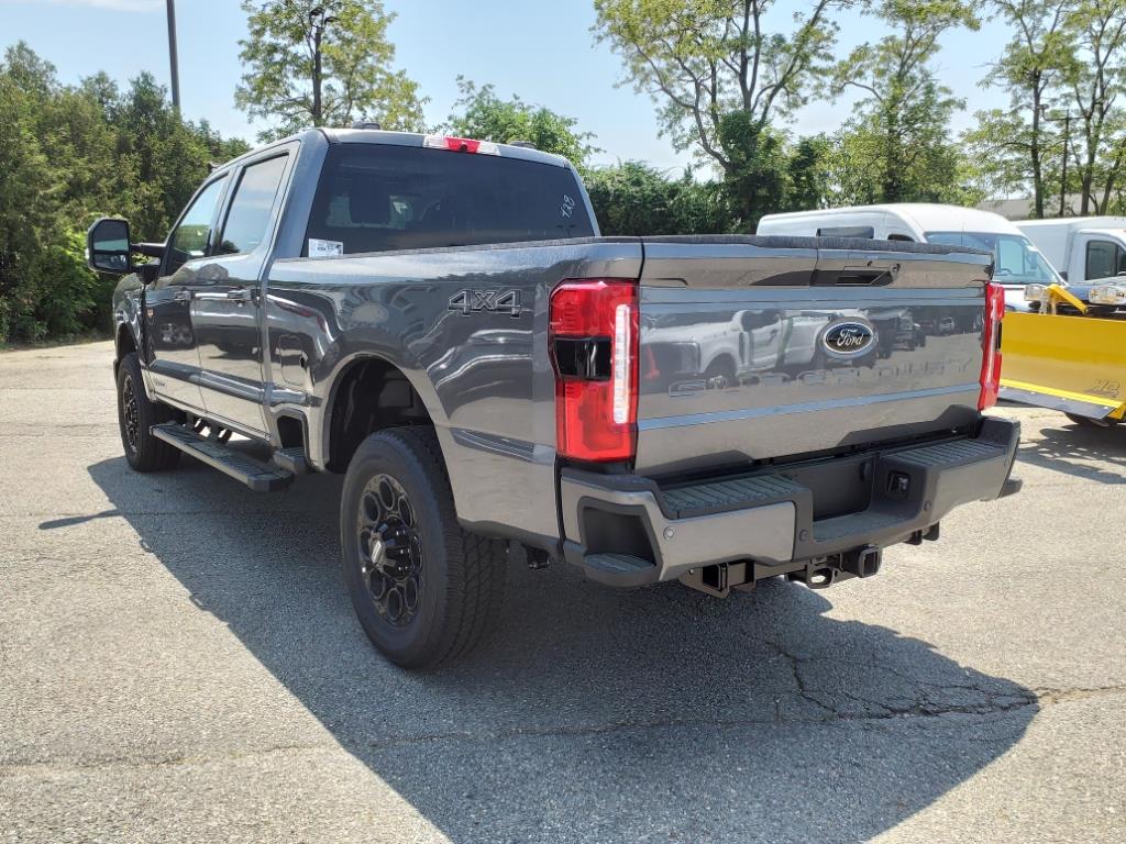 new 2024 Ford F-350 Super Duty car