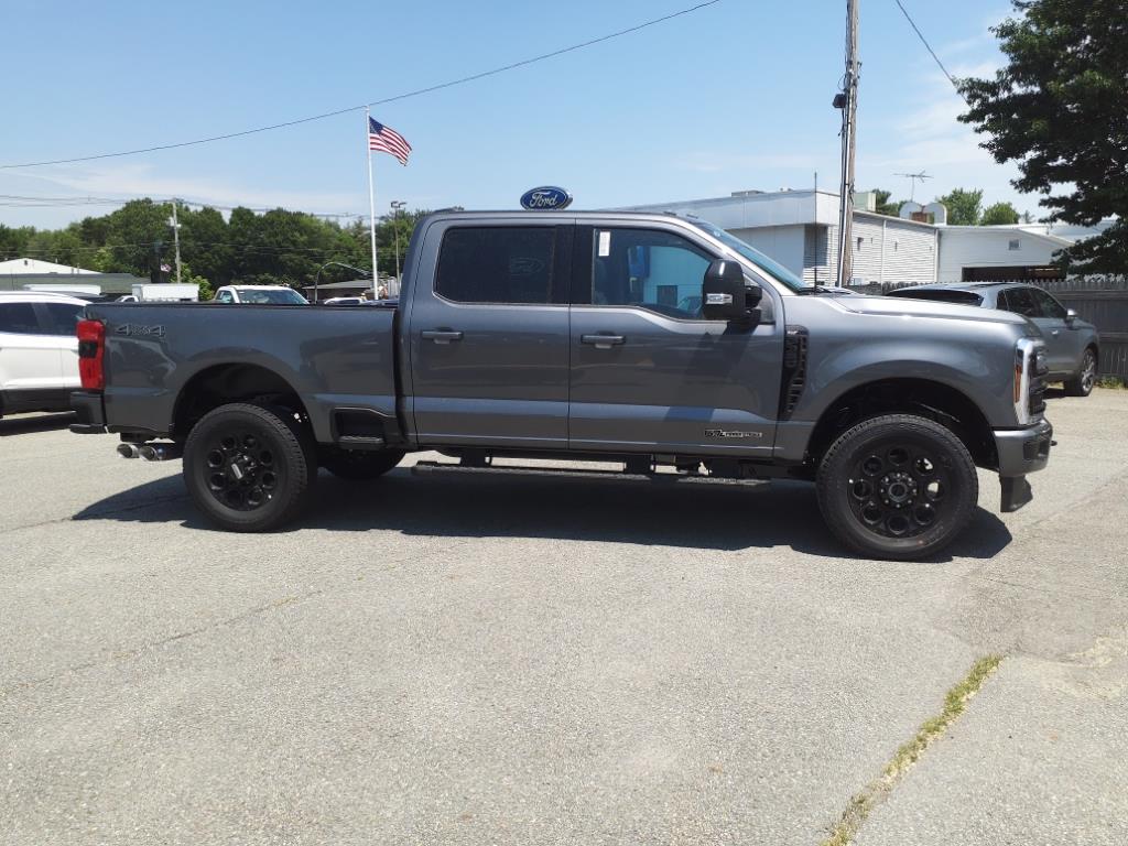 new 2024 Ford F-350 Super Duty car