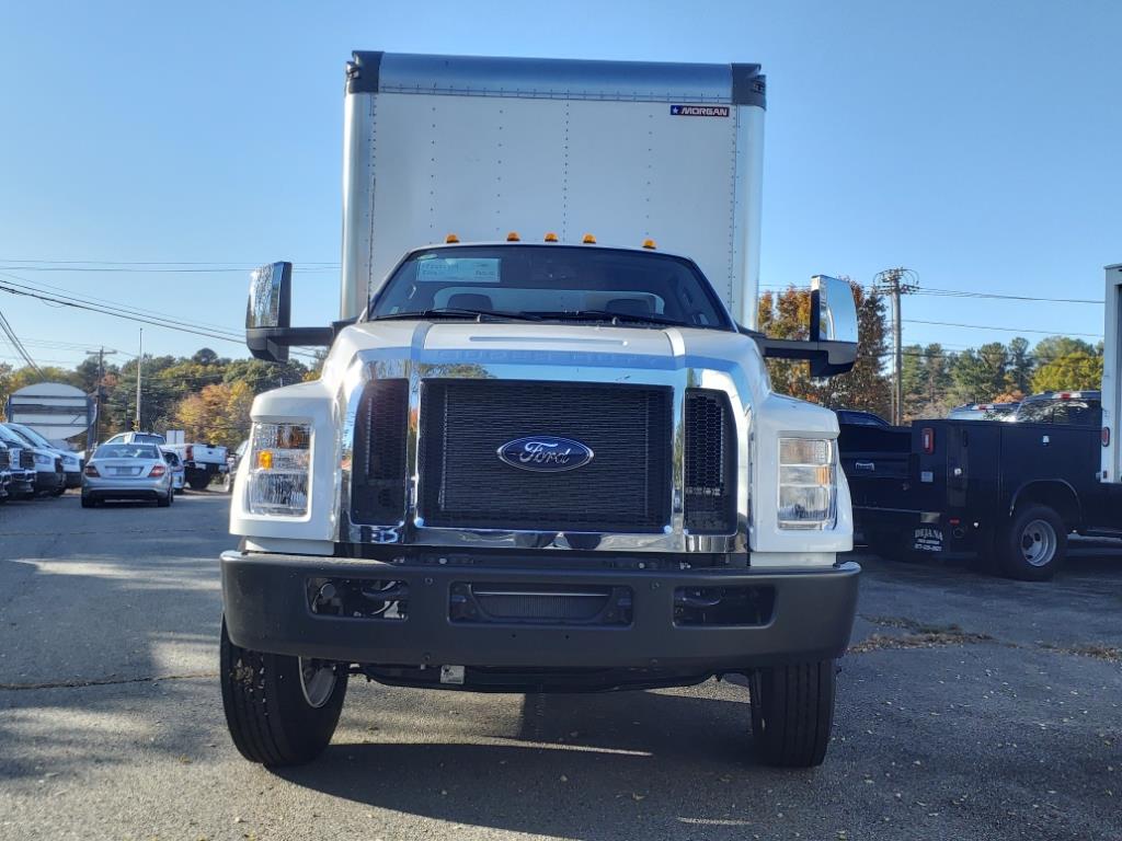 new 2025 Ford F650 Super Duty car