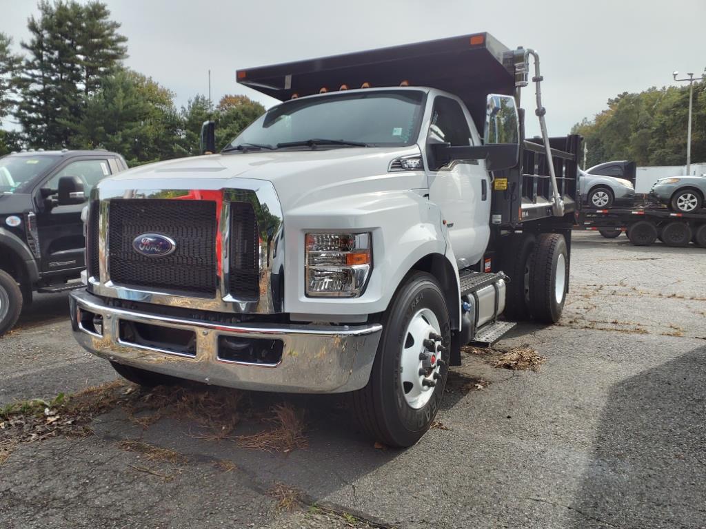 new 2025 Ford F650 Super Duty car