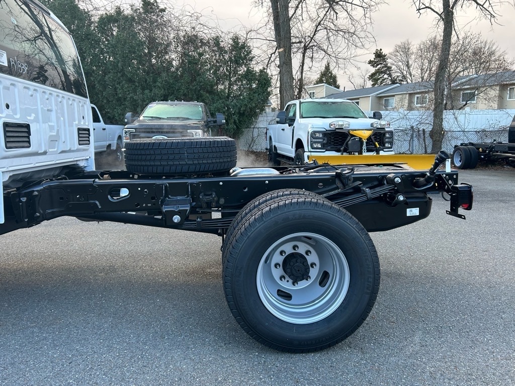 new 2024 Ford F-350 Super Duty car