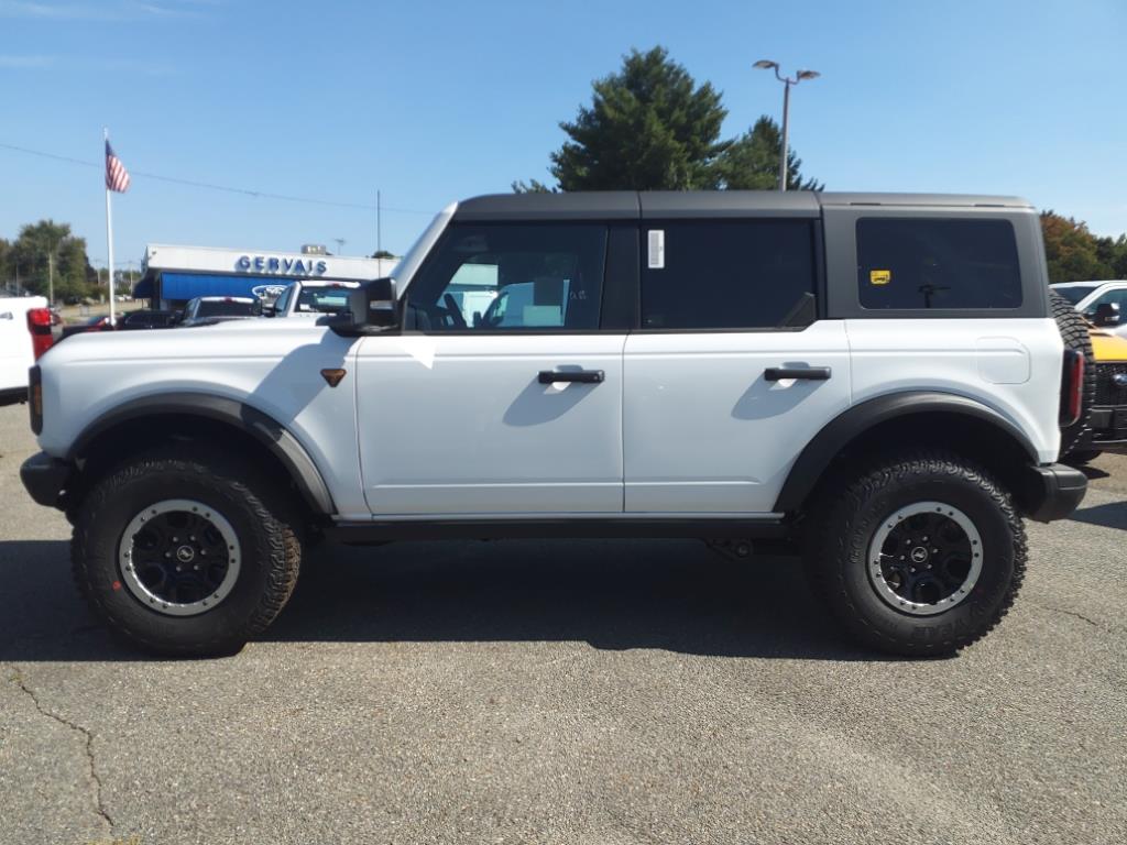 new 2024 Ford Bronco car