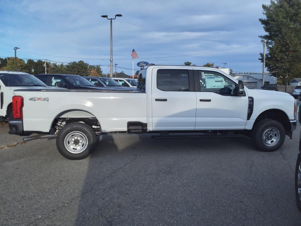 new 2024 Ford F-350 Super Duty car